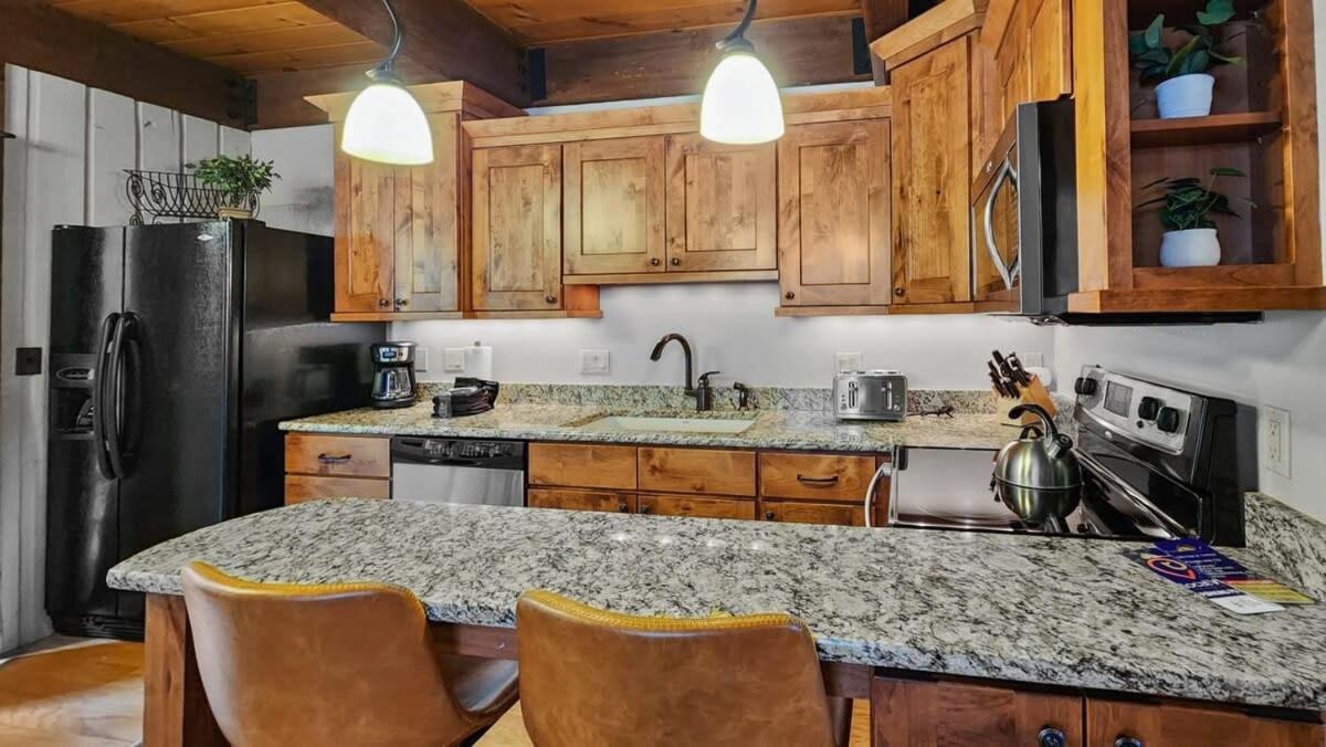 Cozy 2 Bedroom Condo In Town Walk To Main St Skiing Breckenridge Exterior photo